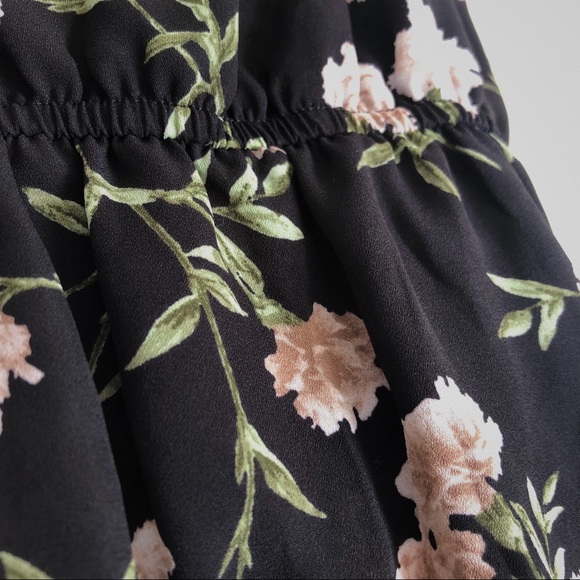 Size S, Forever 21, Floral Top - Picture 3 of 3